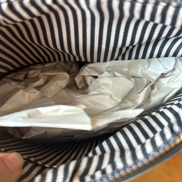 Over the shoulder bag - Picture 6 of 7